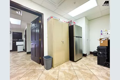 11381 NW 122nd St #10, Medley, FL 33178 - Photo 13