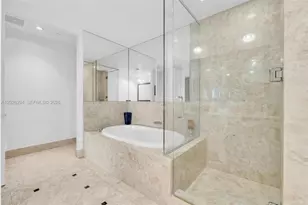 1425 Brickell Ave, Miami, FL 33131 - Photo 27