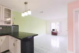 601 SW 116th Ct, Sweetwater, FL 33174 - Photo 5