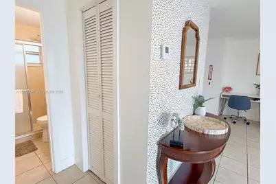 1827 SW 21st St, Fort Lauderdale, FL 33315 - Photo 9