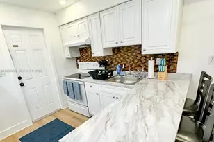 1827 SW 21st St, Fort Lauderdale, FL 33315 - Photo 41
