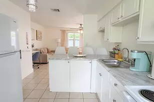 1827 SW 21st St, Fort Lauderdale, FL 33315 - Photo 13
