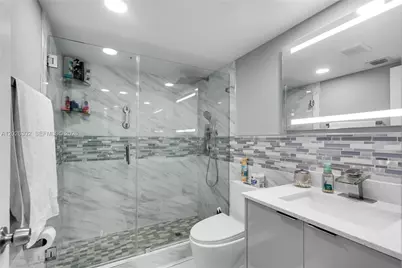 900 SW 128th Ave #105D, Pembroke Pines, FL 33027 - Photo 15