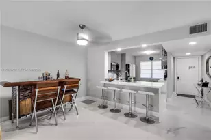900 SW 128th Ave, Pembroke Pines, FL 33027 - Photo 7