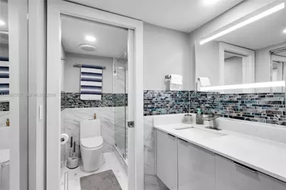 900 SW 128th Ave #105D, Pembroke Pines, FL 33027 - Photo 19
