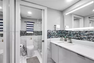 900 SW 128th Ave, Pembroke Pines, FL 33027 - Photo 19