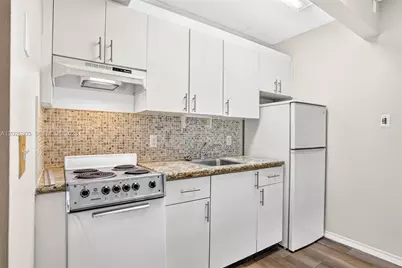 1400 SW 124th Ter #111Q, Pembroke Pines, FL 33027 - Photo 7