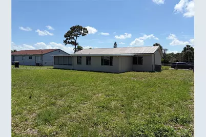 653 NE Atlas Avenue, Palm Bay, FL 32905 - Photo 21
