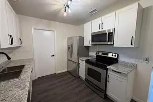 653 NE Atlas Ave, Palm Bay, FL 32905 - Photo 5