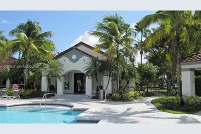 4400 NW 107th Ave #301, Doral, FL 33178 - Photo 35