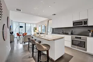 88 SW 7th St, Miami, FL 33130 - Photo 11