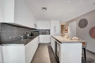 88 SW 7th St #1408, Miami, FL 33130 - Photo 13