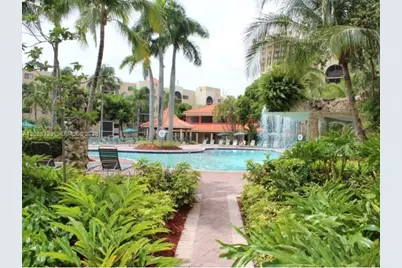 9621 Fontainebleau Blvd #304, Miami, FL 33172 - Photo 1