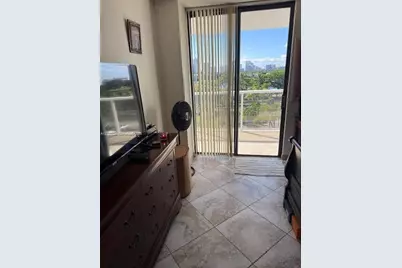 3701 N Country Club Dr #706, Aventura, FL 33180 - Photo 13