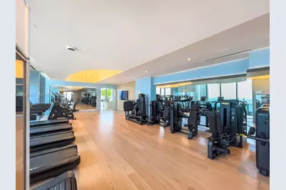 1000 Brickell Plz #2111, Miami, FL 33131 - Photo 27