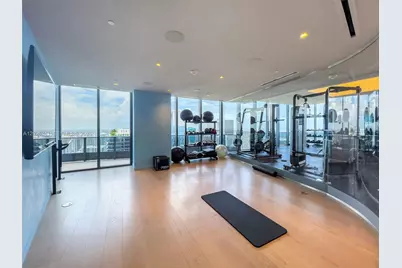 1000 Brickell Plz #2111, Miami, FL 33131 - Photo 21