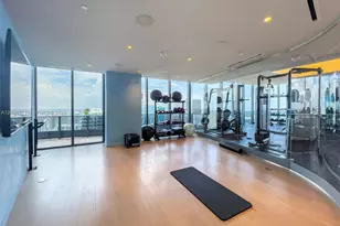 1000 Brickell Plaza, Miami, FL 33131 - Photo 21