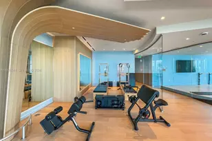 1000 Brickell Plaza, Miami, FL 33131 - Photo 11