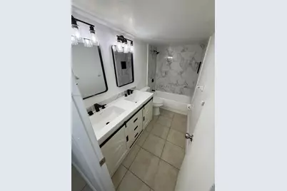15221 NE 6th Ave #A111, Miami, FL 33162 - Photo 7