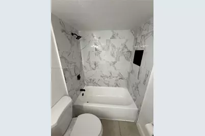15221 NE 6th Ave #A111, Miami, FL 33162 - Photo 9