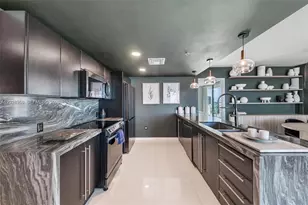 665 NE 25th St, Miami, FL 33137 - Photo 17