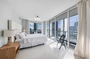 665 NE 25th St, Miami, FL 33137 - Photo 21