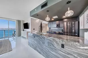 665 NE 25th St, Miami, FL 33137 - Photo 15