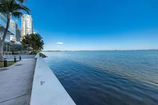 665 NE 25th St, Miami, FL 33137 - Photo 49