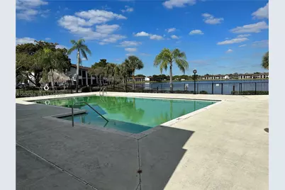 215 Lake Pointe Dr #204, Oakland Park, FL 33309 - Photo 1