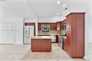 16110 SW 300th St, Homestead, FL 33033 - Photo 11