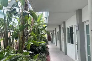 6905 Bay Dr, Miami Beach, FL 33141 - Photo 17