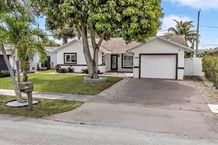 3260 SW 2nd Ct, Deerfield Beach, FL 33442 - Photo 3