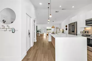 3260 SW 2nd Ct, Deerfield Beach, FL 33442 - Photo 15