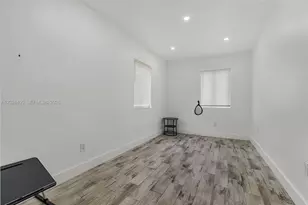 2275 NW 30th St, Miami, FL 33142 - Photo 15