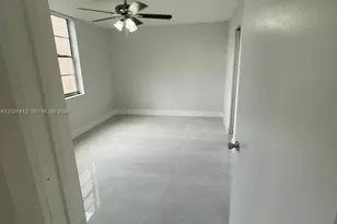 9460 Tangerine Pl, Davie, FL 33324 - Photo 9
