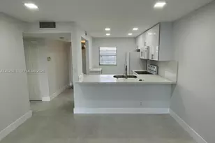 9460 Tangerine Pl, Davie, FL 33324 - Photo 1