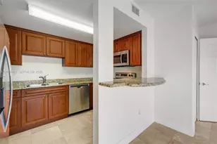 101 Sidonia Ave, Coral Gables, FL 33134 - Photo 17