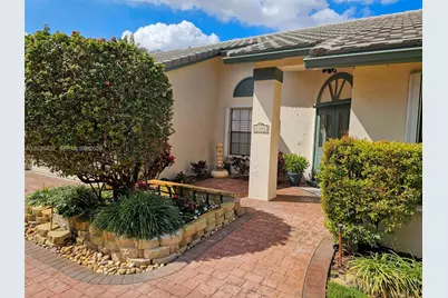 2350 NW 95th Ave, Coral Springs, FL 33065 - Photo 3
