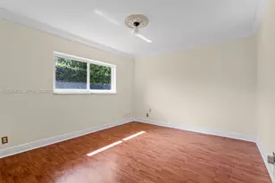 730 NE 116th St, Biscayne Park, FL 33161 - Photo 49