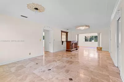 730 NE 116th St, Biscayne Park, FL 33161 - Photo 17