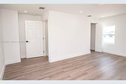 20720 NW 34 Avenue, Miami Gardens, FL 33056 - Photo 23