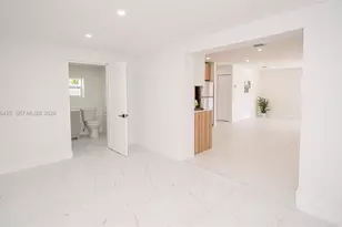 20720 NW 34th Ave, Miami Gardens, FL 33056 - Photo 17