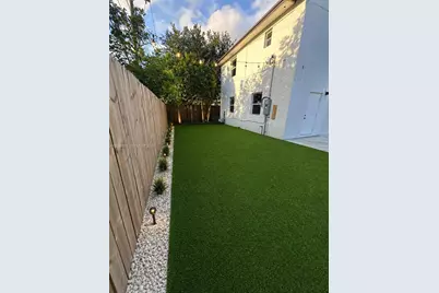 20720 NW 34 Avenue, Miami Gardens, FL 33056 - Photo 29