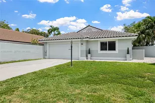 15037 Brighton Ln, Davie, FL 33331 - Photo 5