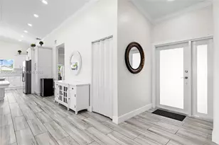 15037 Brighton Ln, Davie, FL 33331 - Photo 9