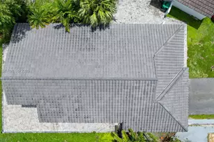 15037 Brighton Ln, Davie, FL 33331 - Photo 35