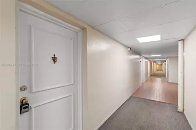 7100 NW 17th St #219, Plantation, FL 33313 - Photo 3
