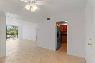 7100 NW 17th St, Plantation, FL 33313 - Photo 9