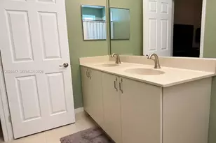 12444 SW 125th St, Miami, FL 33186 - Photo 23