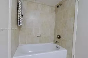 10141 W Sunrise Blvd, Plantation, FL 33322 - Photo 21